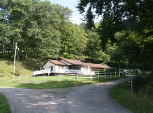 25 Sundance Rd, Ivydale, WV 25113
