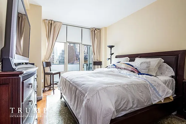 Rented by Trump International Realty | media 32