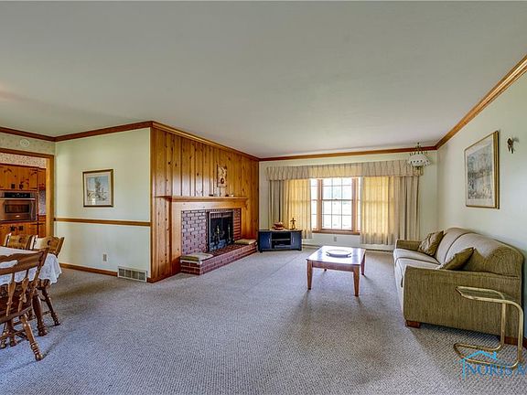 4th image of 311 Harvest Dr