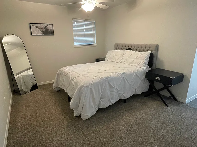 1510 W North Loop Blvd #713 — Photo 6