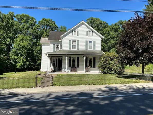 153 S Main St, Aspers, PA 17304