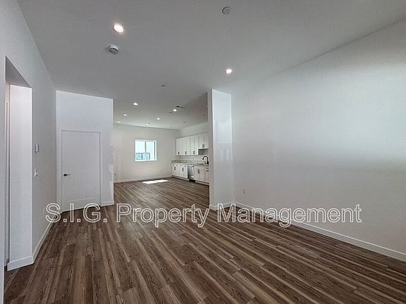 2nd image of 6727 Alcove Ave #6727