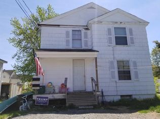 4 Oakdale St, Waterville, ME 04901