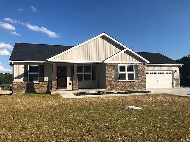 1st image of 203 Cuivre Creek Dr
