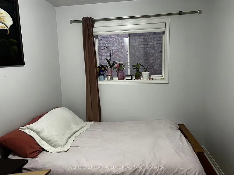 1703 Whitestone Dr S — Photo 5
