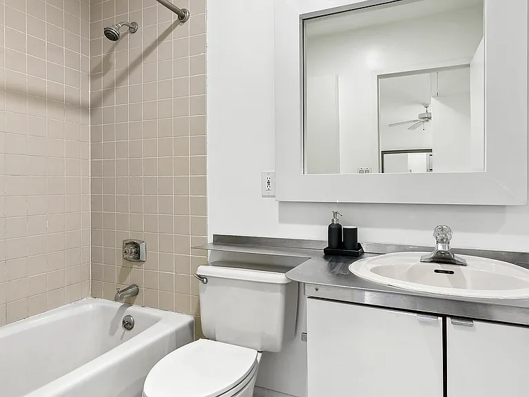 153 E 87th St #4D — Photo 6