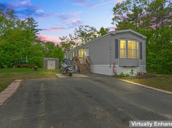 74 Pineland Park, Milton, NH 03851