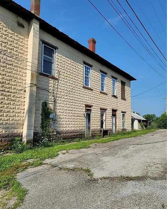 Building Photo 3