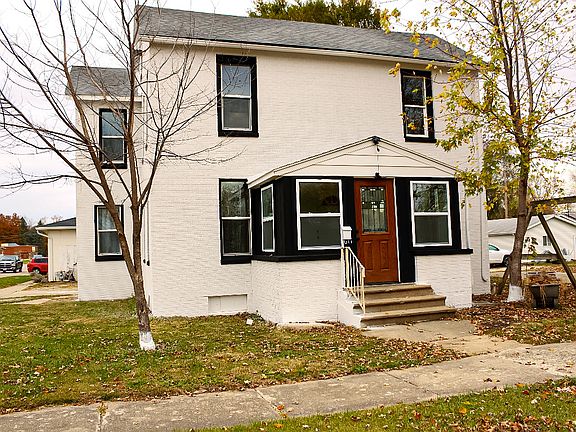 3rd image of 102 E Stanton St