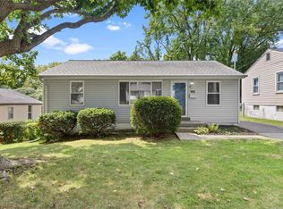 11074 Gertrude Ave, Saint Ann, MO 63074