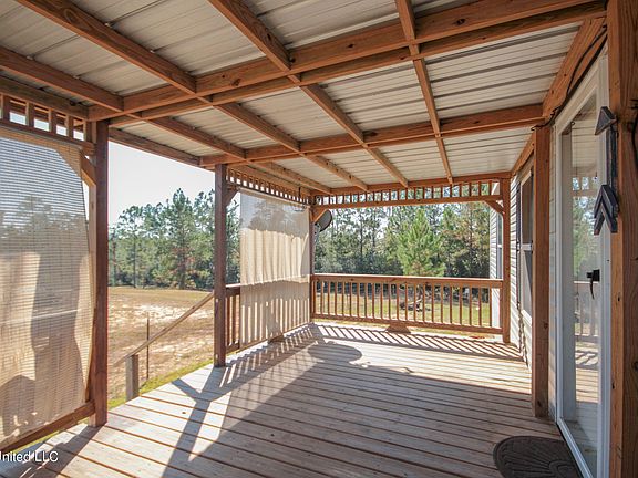 5th image of 10 Little Beaver Ln