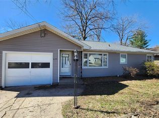639 N 38th St, Belleville, IL