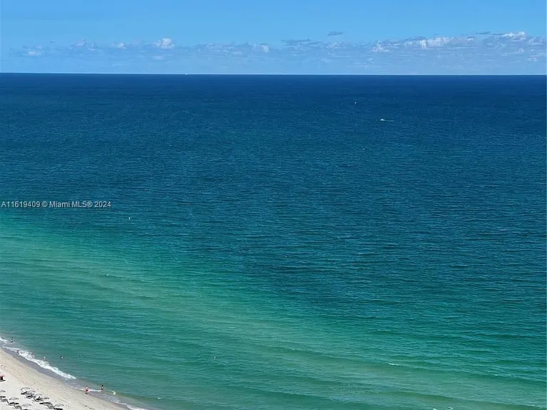 6365 Collins Ave #2610 — Photo 30
