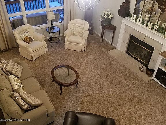 5th image of 7416 Golf Gate Dr #33