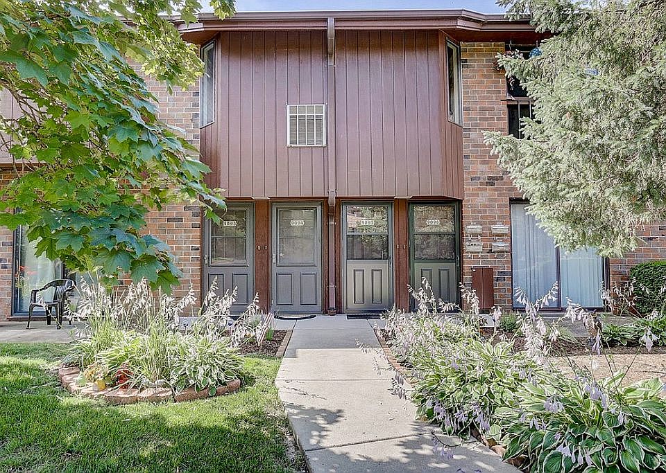 1st image of 9094 N Park Plaza Ct #9094