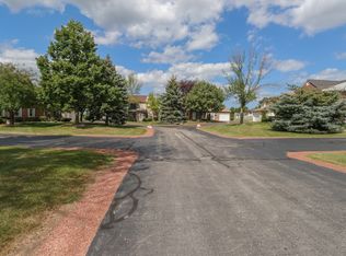 6940 Mariner Dr, Racine, WI 53406