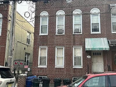 2nd image of 1638 64th St