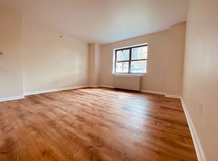 153-07 76th Rd #C14, Flushing, NY 11367