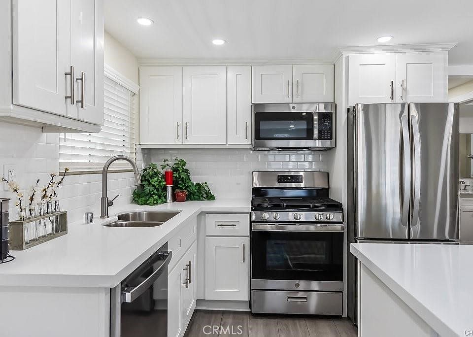 1st image of 19361 Brookhurst St Space 184