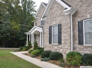 1001 Foxchase Dr NW, Arab, AL 35016