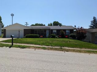 3108 Mockingbird Dr, Saint Charles, MO 63301