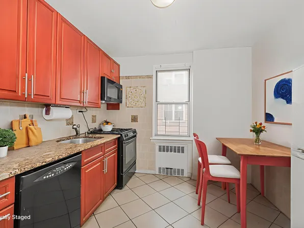 36 Dahill Road image 6 of 25