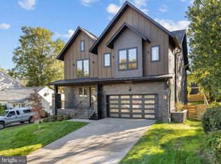 1852 Griffith Rd, Falls Church, VA 22043