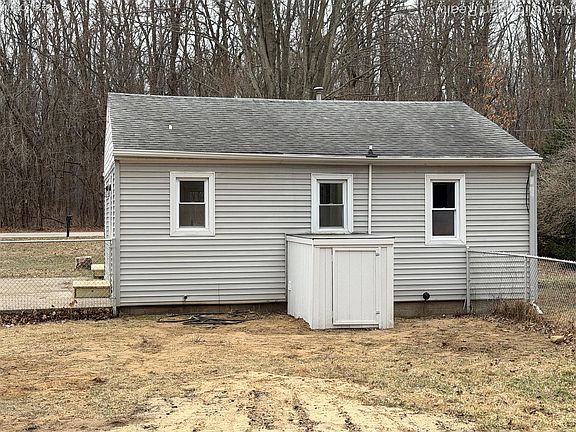 2nd image of 9280 Arbela Rd