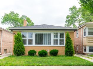 9543 S Clyde Ave, Chicago, IL 60617