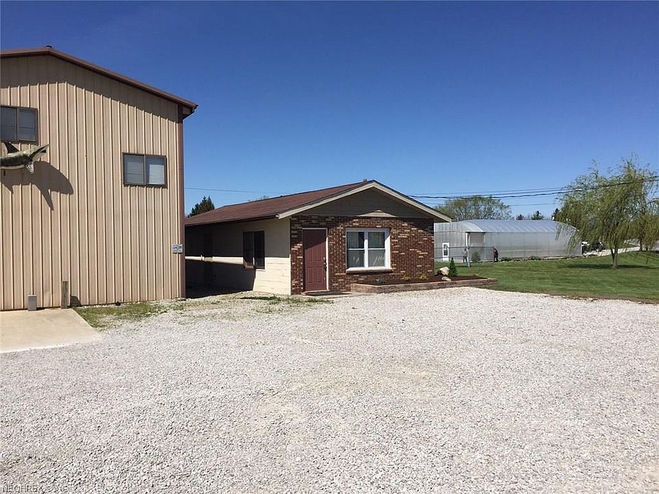 2nd image of 133 West Dr