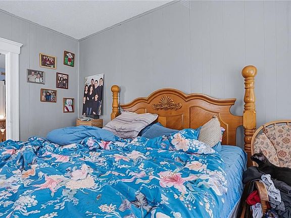 4th image of 937 Social St APT 3