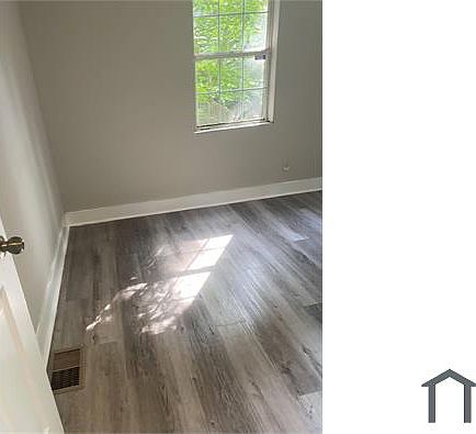 2nd image of 2167 Pansy St NW