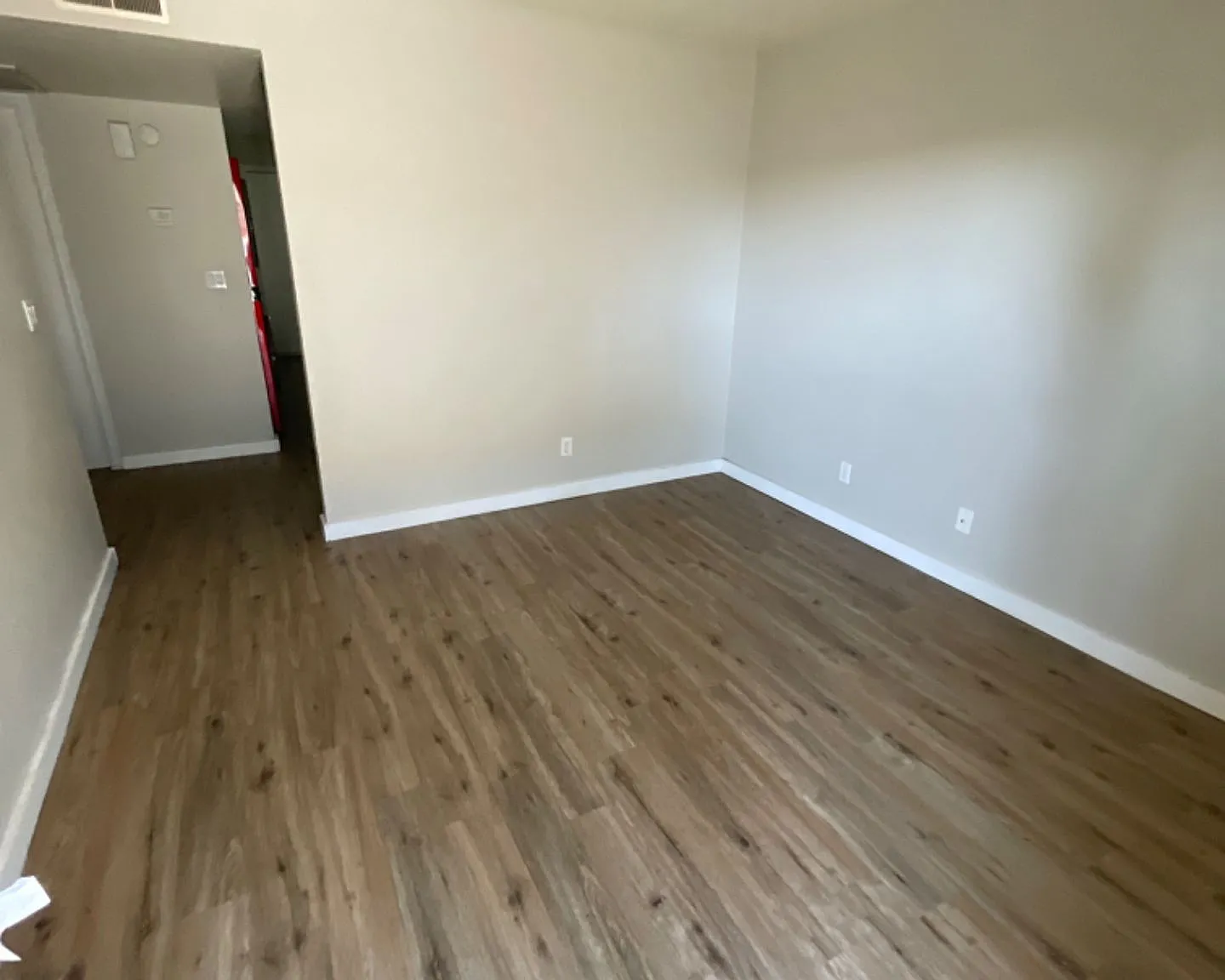 Catalina Apartment Homes — Photo 4