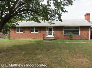 25320 Ferndale Rd, Petersburg, VA 23803