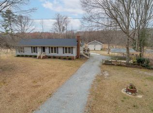 24220 Ridley Rd, Courtland, VA 23837