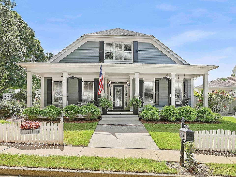1st image of 16 Verandah Pl
