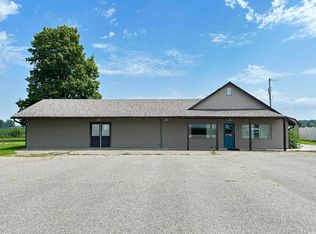 309 N Main St, Veedersburg, IN 47987