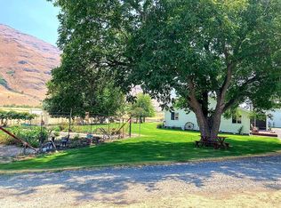 17082 Snake River Rd, Asotin, WA 99402