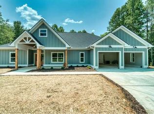 251 Lands End Blvd, Blairsville, GA 30512