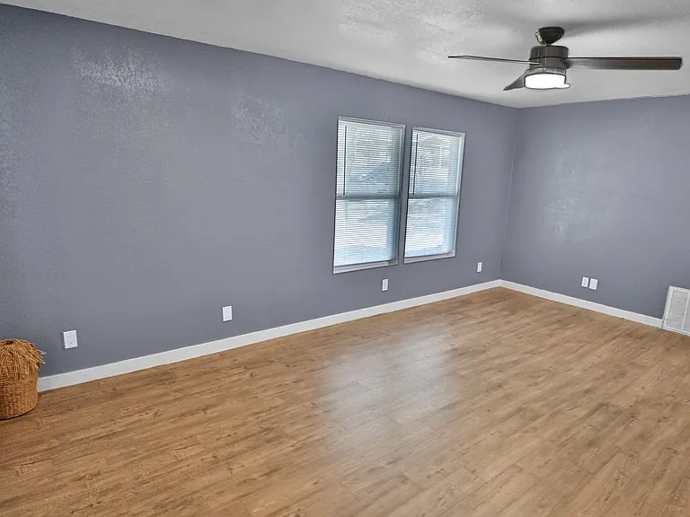 4322 Waikiki Dr — Photo 8