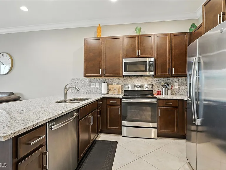 11869 Lakewood Preserve Pl — Photo 5