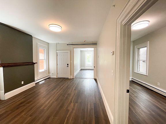 3rd image of 53 S Clover St APT 1