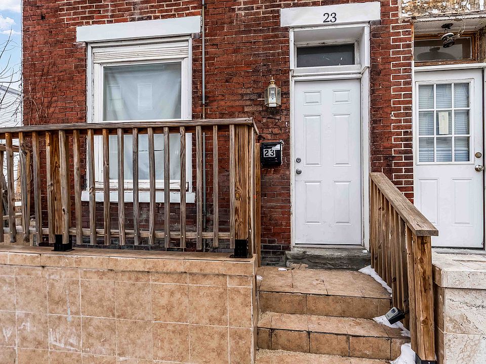 1st image of 23 Evergreen St #2