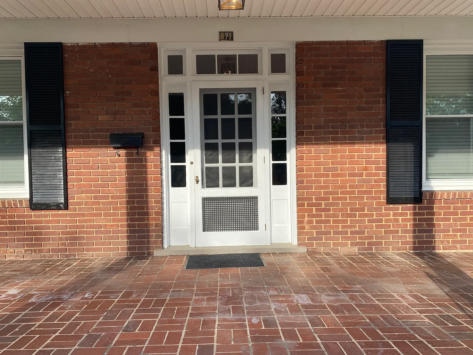 3 bed, 1702 sqft, $2,000 — Photo 3