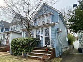 2nd image of 7124 Manse St