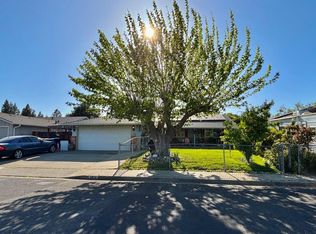 112 Clark Way, Vacaville, CA