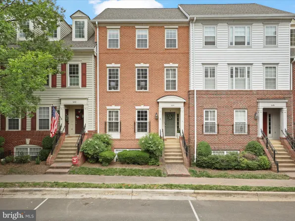 1604 Hunting Creek Dr #B, Alexandria, VA 22314