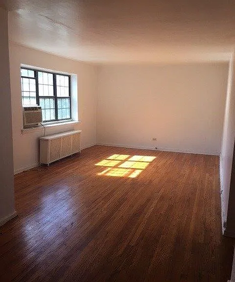 78-43 147th St #2V — Photo 3