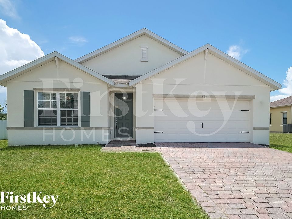 1st image of 620 SE 1st Pl