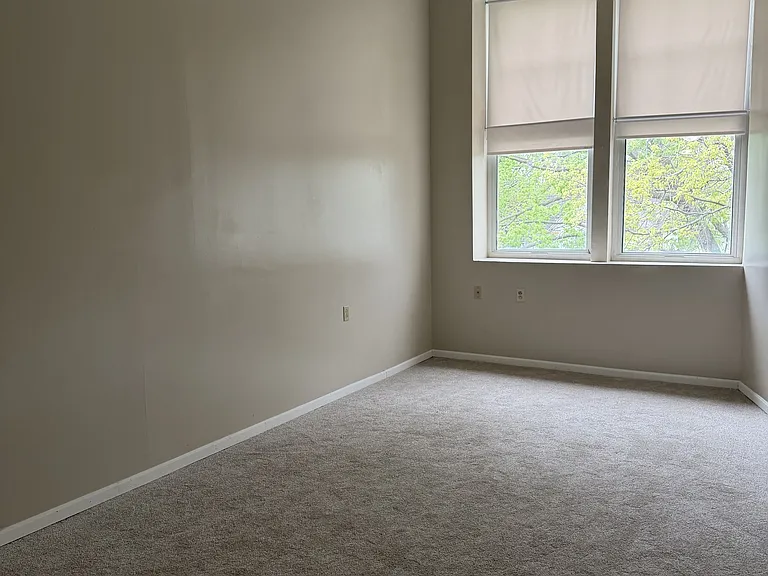 314 Randolph St — Photo 27
